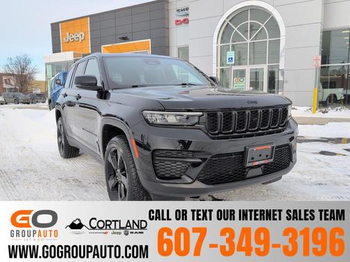 2023 Jeep Grand Cherokee Altitude