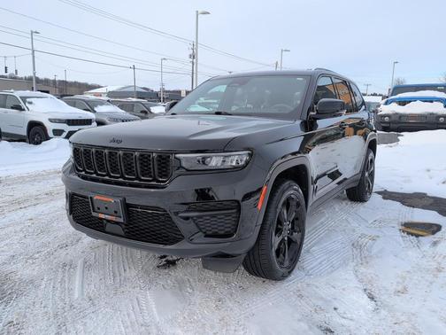 2023 Jeep Grand Cherokee Altitude