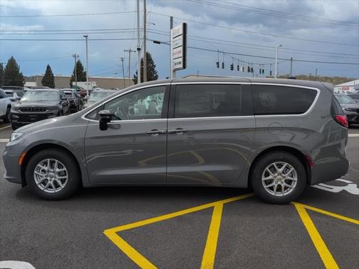 2025 Chrysler Pacifica L