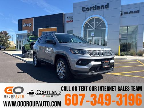 2022 Jeep Compass Latitude Lux