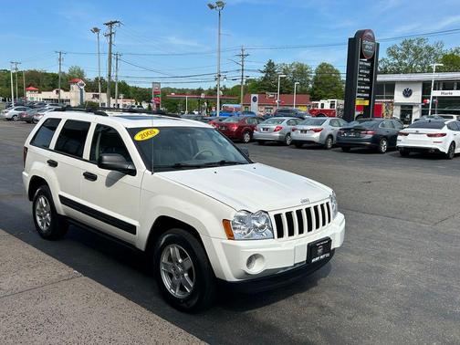 2005 Jeep Grand Cherokee Laredo