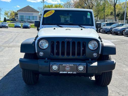 Bright White Clearcoat 2016 Jeep Wrangler Unlimited Sport