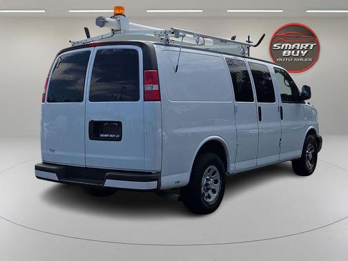 Summit White 2011 Chevrolet Express 1500 Work Van