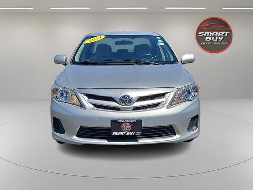 Classic Silver Metallic 2011 Toyota Corolla LE
