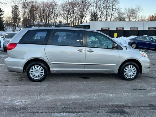 2006 Toyota Sienna CE