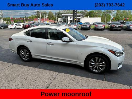 2016 INFINITI Q70 3.7X