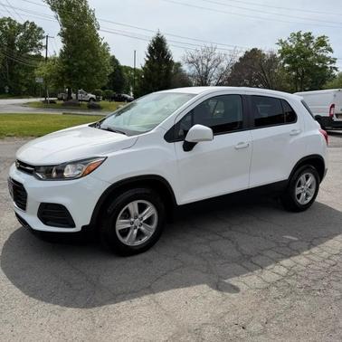 Summit White 2021 Chevrolet Trax LS