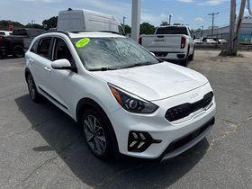 Snow White Pearl 2022 Kia Niro Touring SE