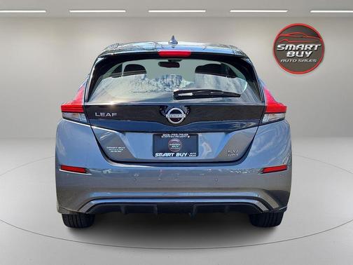 Gun Metallic 2024 Nissan Leaf SV PLUS
