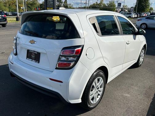 2020 Chevrolet Sonic LT