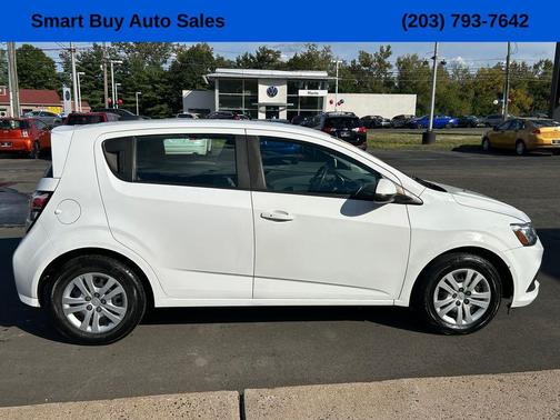 2020 Chevrolet Sonic LT