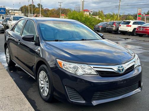 2013 Toyota Camry Hybrid LE