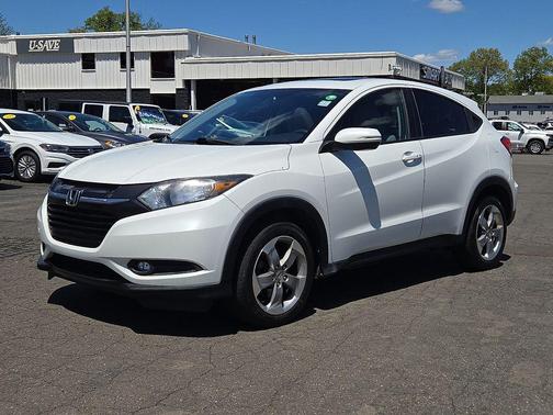 White 2016 Honda HR-V EX