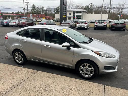 2015 Ford Fiesta SE