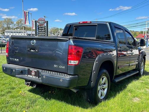 Graphite Blue Metallic 2014 Nissan Titan SV