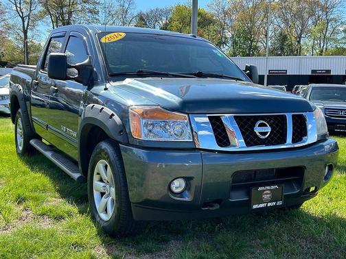 Graphite Blue Metallic 2014 Nissan Titan SV