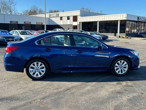 Lapis Blue Pearl 2017 Subaru Legacy 2.5i Premium