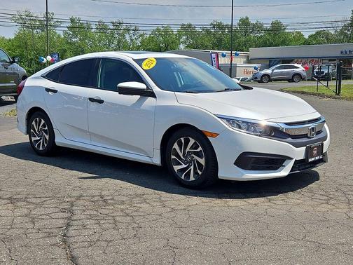 White 2018 Honda Civic EX