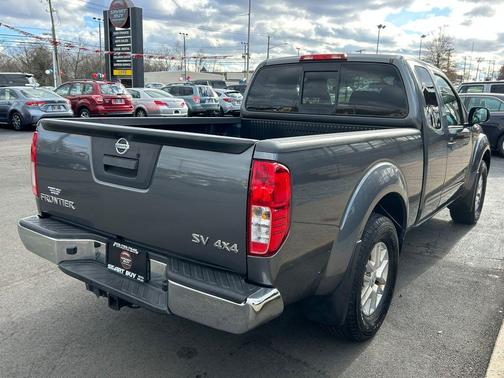 2017 Nissan Frontier SV