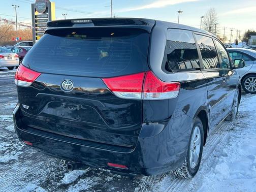 2012 Toyota Sienna Base