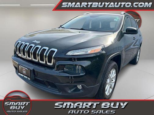 Brilliant Black Crystal Pearlcoat 2014 Jeep Cherokee Latitude