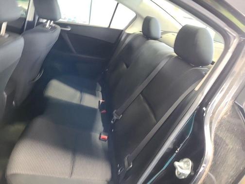 2012 Mazda Mazda3 i Sport