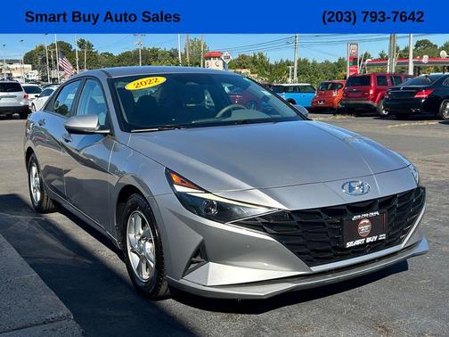 2022 Hyundai ELANTRA SE