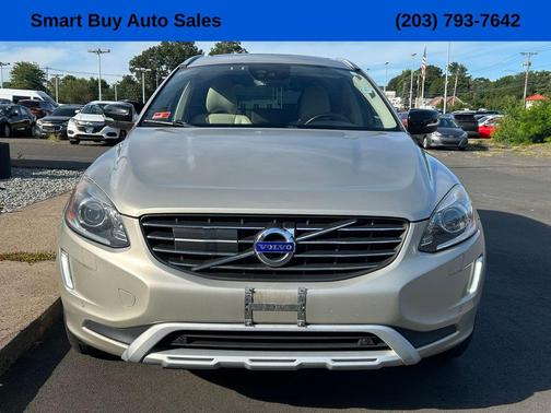 2017 Volvo XC60 T6 Dynamic