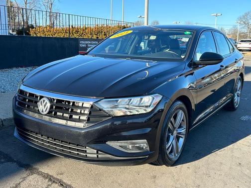 2021 Volkswagen Jetta 1.4T R-Line