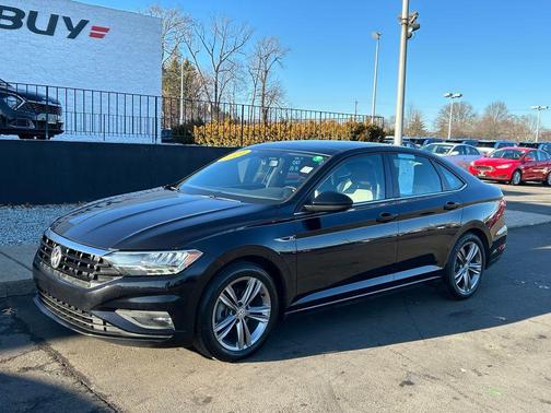 2021 Volkswagen Jetta 1.4T R-Line