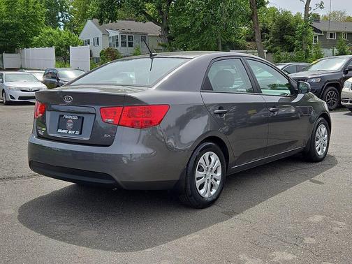 Gunmetal Gray Pearl Metallic 2013 Kia Forte EX