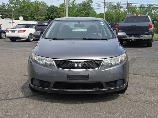 Gunmetal Gray Pearl Metallic 2013 Kia Forte EX