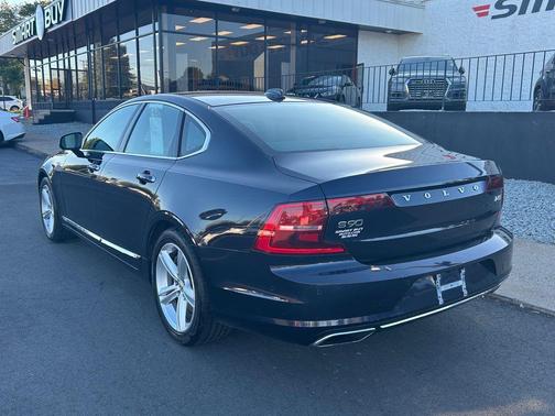 2017 Volvo S90 T6 Inscription