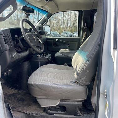 Summit White 2018 Chevrolet Express 3500 LT