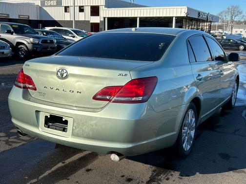 2009 Toyota Avalon Limited