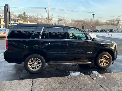2019 GMC Yukon SLT