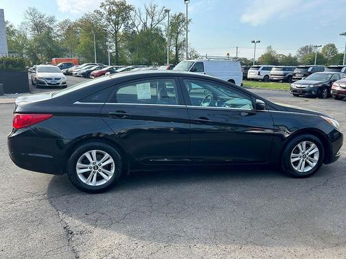 Midnight Black Mica 2013 Hyundai SONATA GLS