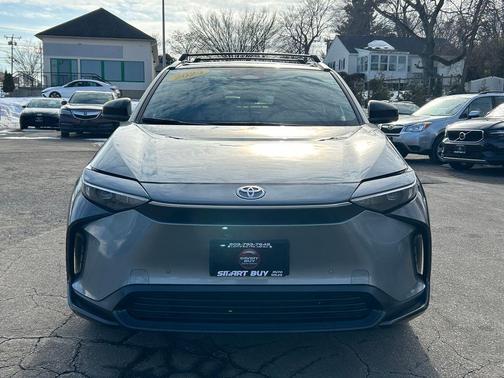 2024 Toyota bZ4X XLE