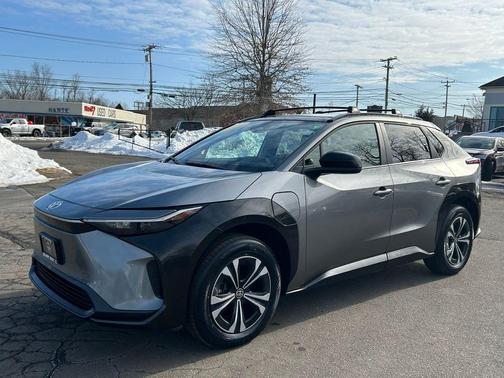 2024 Toyota bZ4X XLE