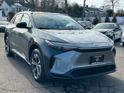 2024 Toyota bZ4X XLE