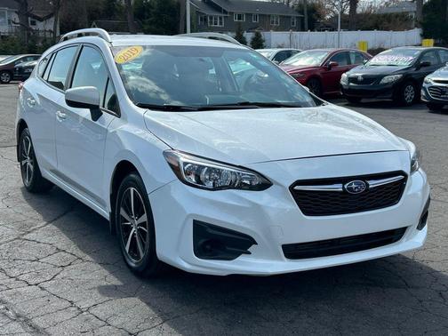 2019 Subaru Impreza 2.0i Premium