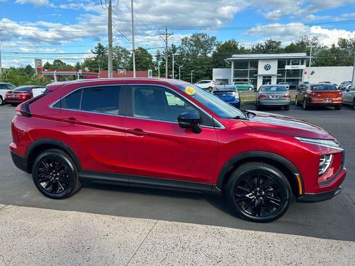 2023 Mitsubishi Eclipse Cross LE