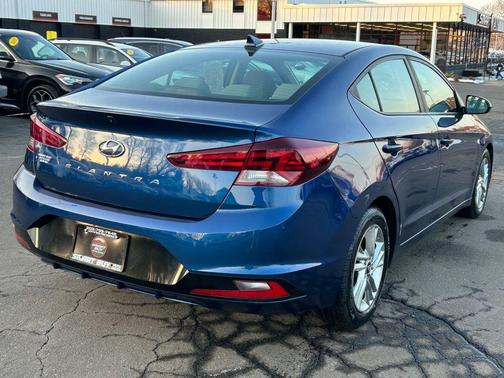 2019 Hyundai ELANTRA Value Edition