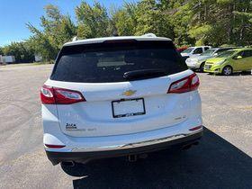 Summit White 2019 Chevrolet Equinox 2LT