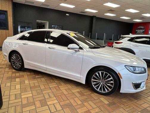 2018 Lincoln MKZ Select