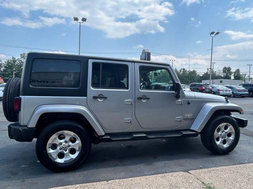 2015 Jeep Wrangler Unlimited Sahara