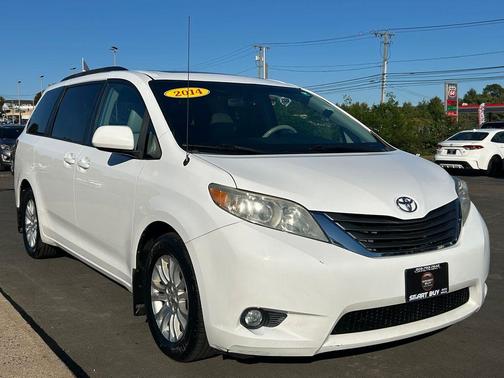 2014 Toyota Sienna XLE