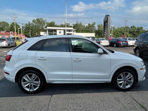 2016 Audi Q3 2.0T Premium Plus