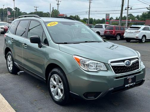 2016 Subaru Forester 2.5i