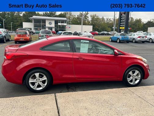 2013 Hyundai ELANTRA GS